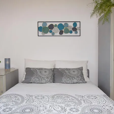 Local Family A2 Apartment *